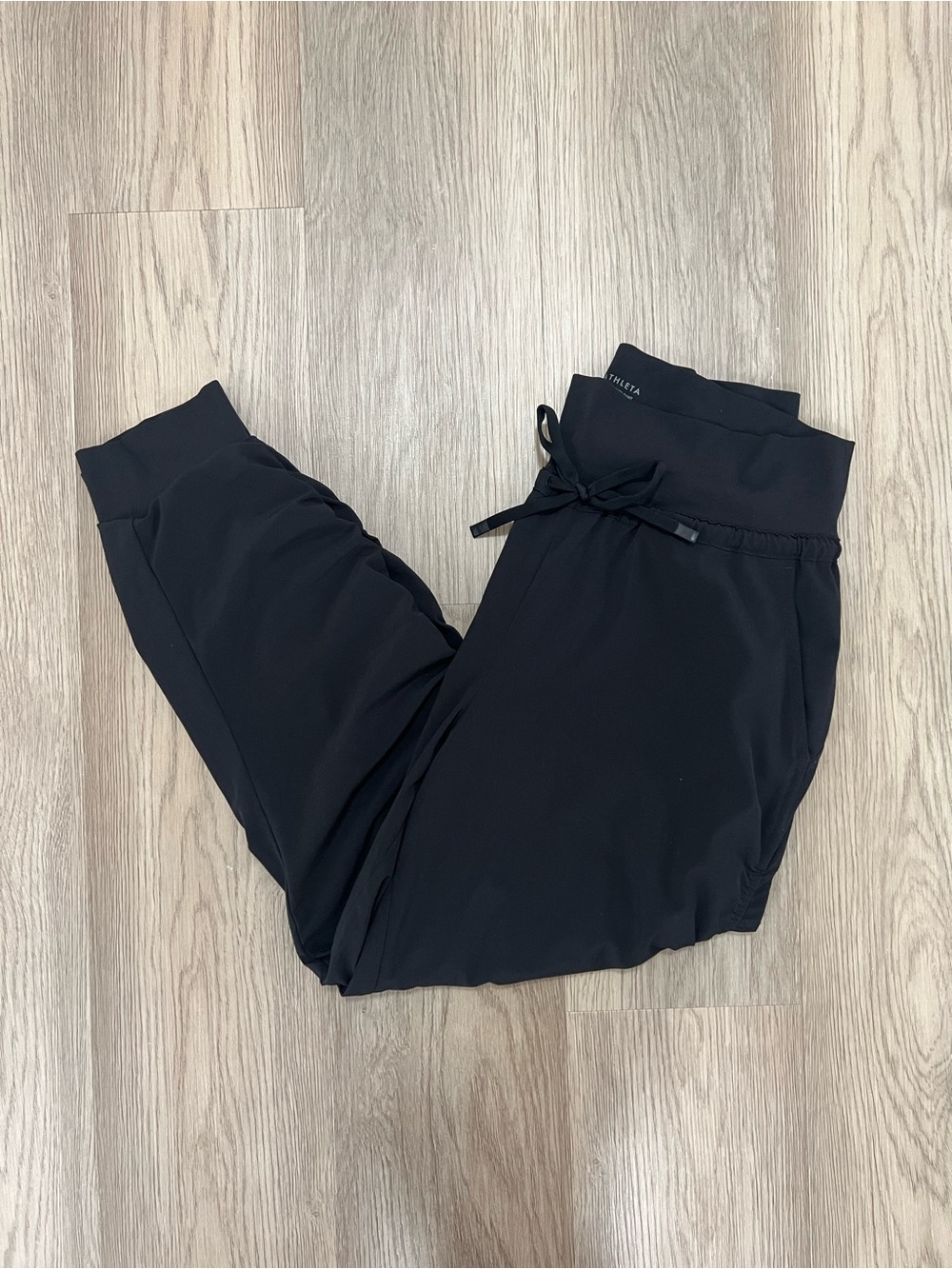 Athleta Attitude Lined Jogger Pants Black Size 8 NWOT